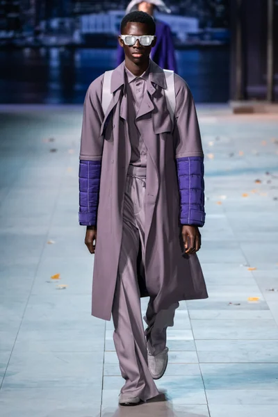 Look 23